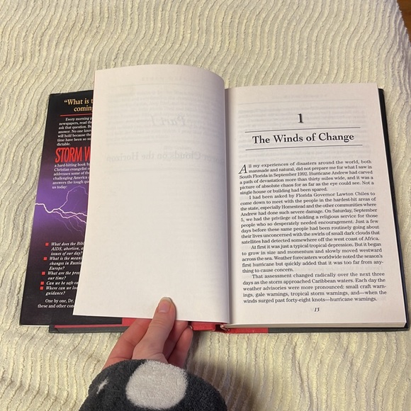 Storm Warning hard cover book by Billy Graham - Picture 8 of 10
